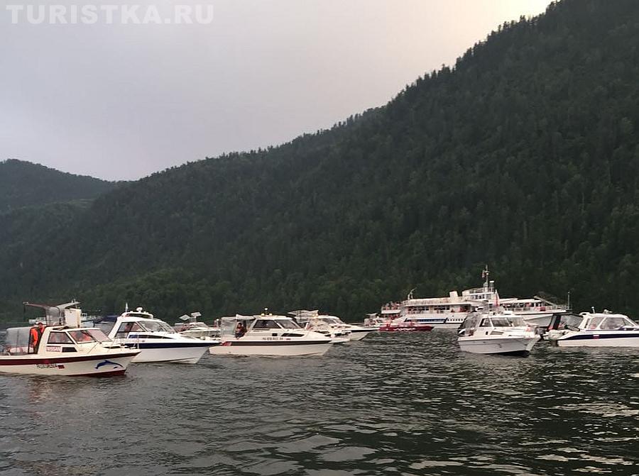 Водный праздник на Телецком озере