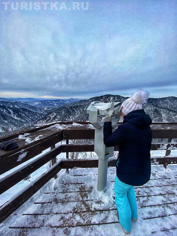 На средней станции подъемника