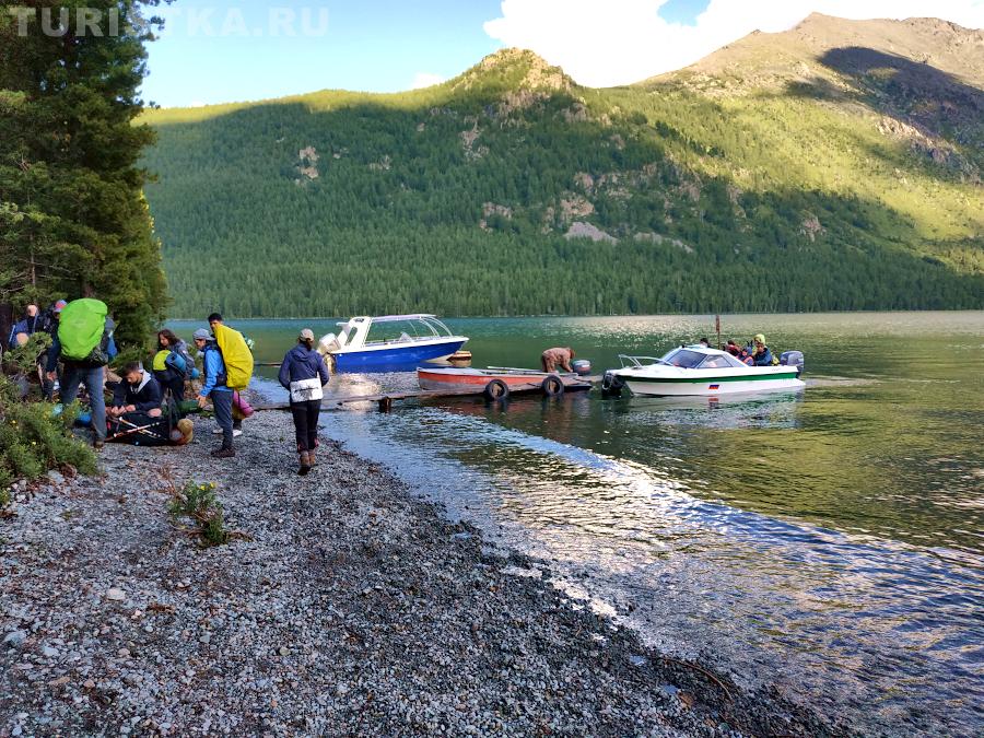 Катера на Нижнем Мультинском озере