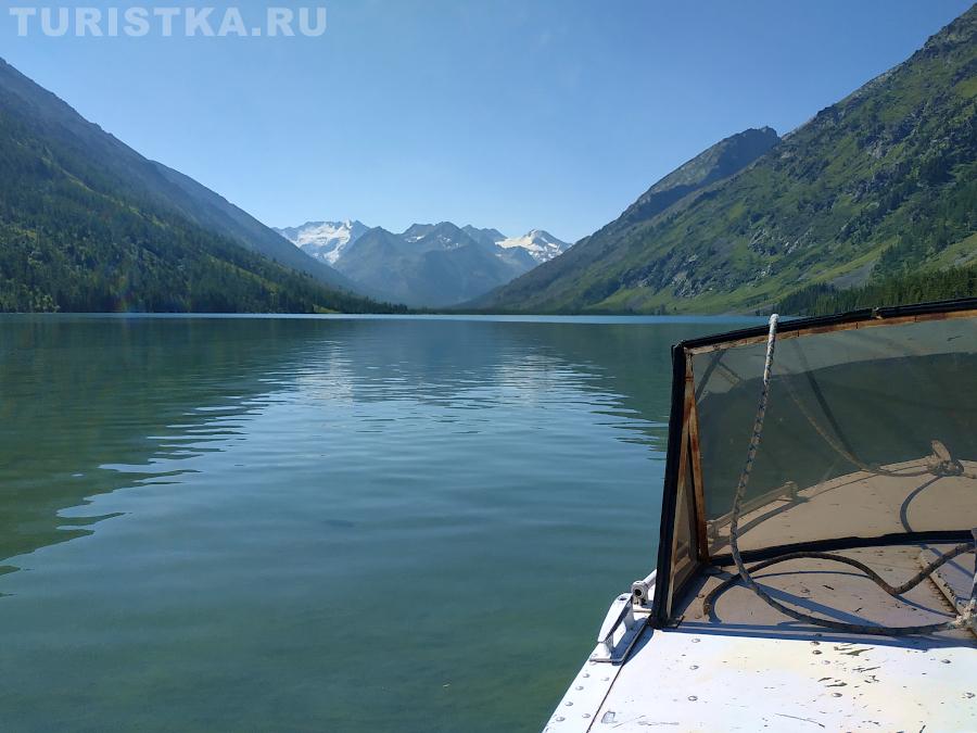 Катер на Среднем Мультинском озере