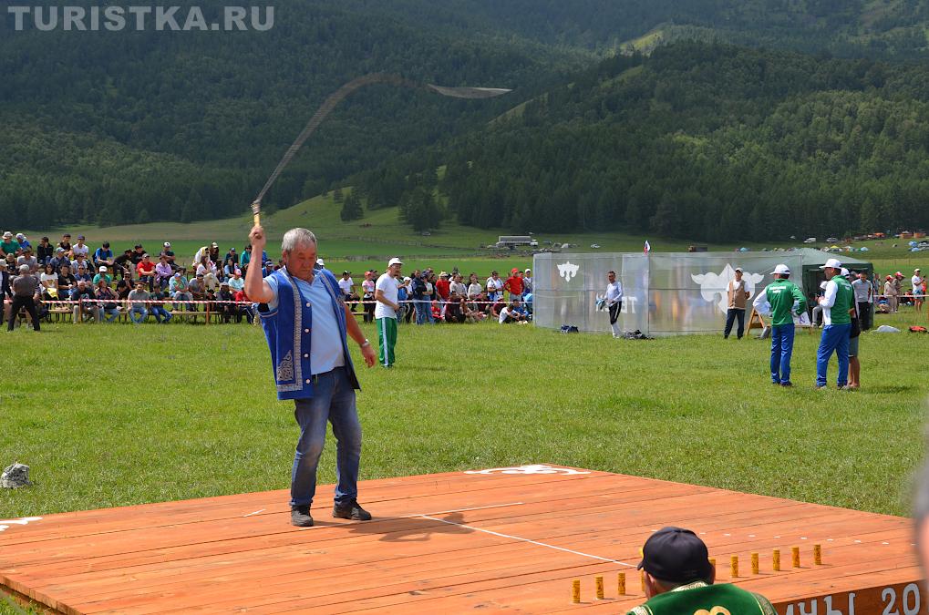 Камчы - соревнование по владению плетью
