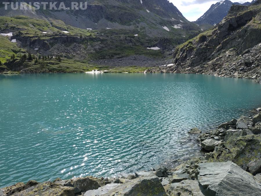 Озеро Куйгук, вид с левого берега (орографически)