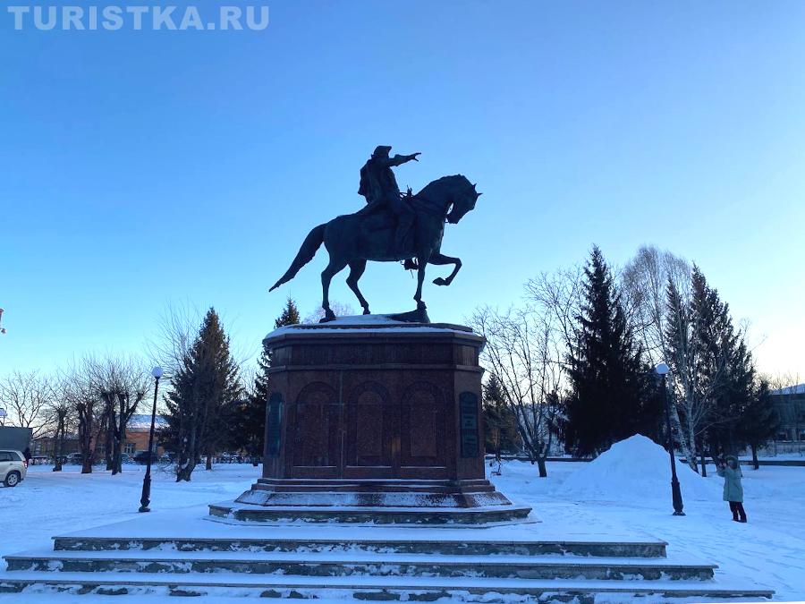 Памятник Петру I, парк им. Леонида Гаркавого