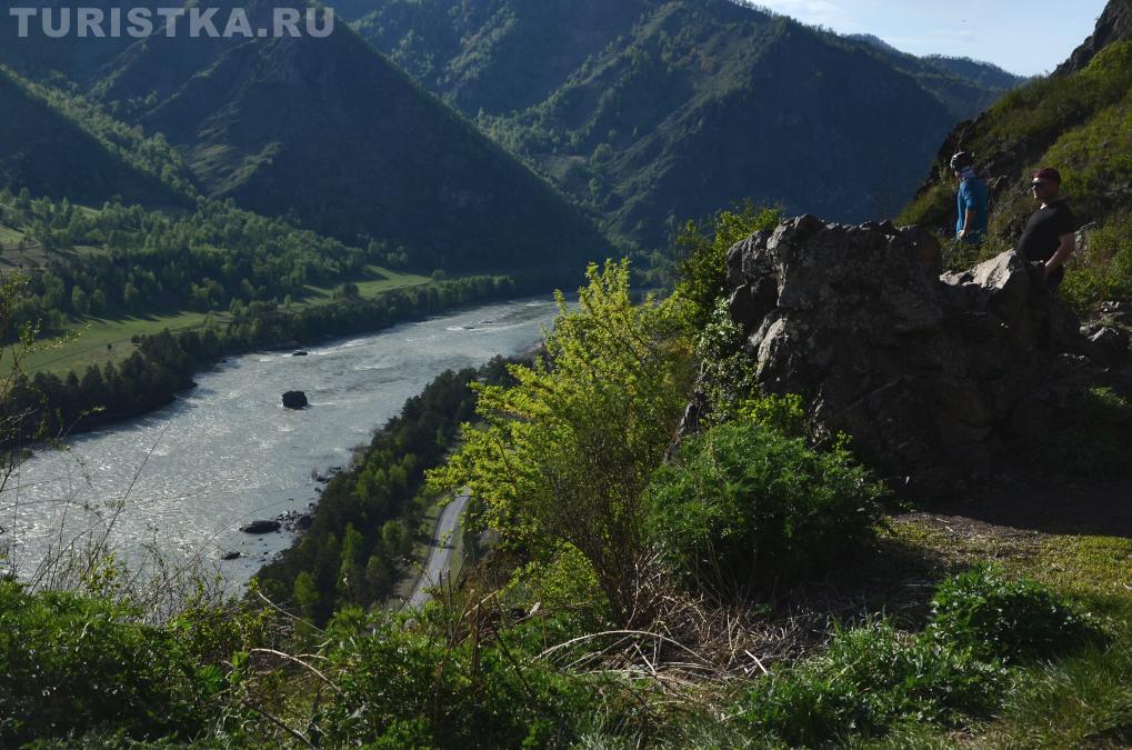 Вид со смотровой площадки на Катунь