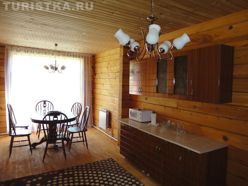 Холл VIP-дома (2-ой этаж)