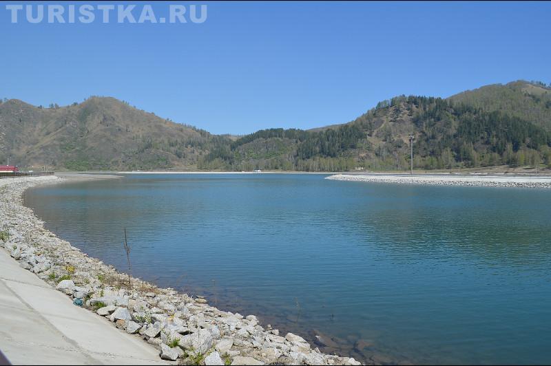 Озеро Долины Алтая