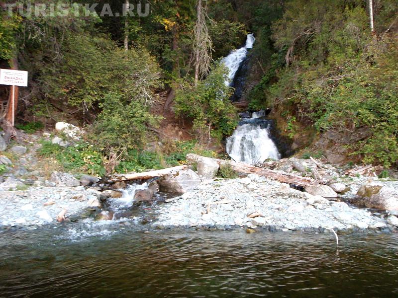 На табличке - Высадка на берег запрещена