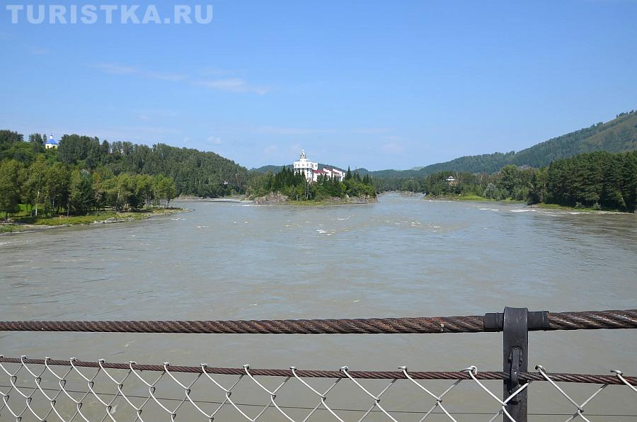 Пешеходный Айский мост