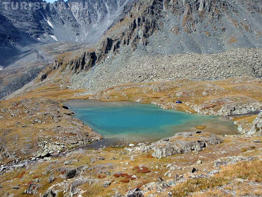 Бирюзовое озеро