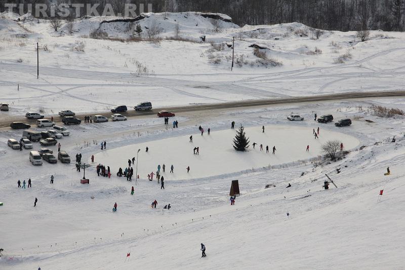  Каток, беби-лифт и детская карусель