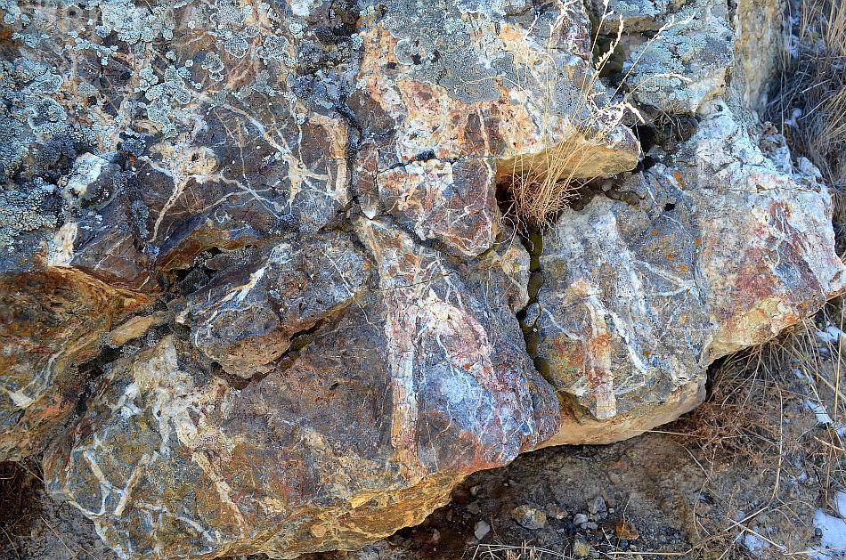 Камни в районе штольни №1