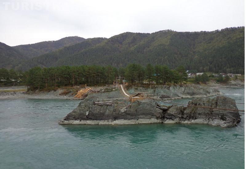 Строящийся мост в Элекмонаре