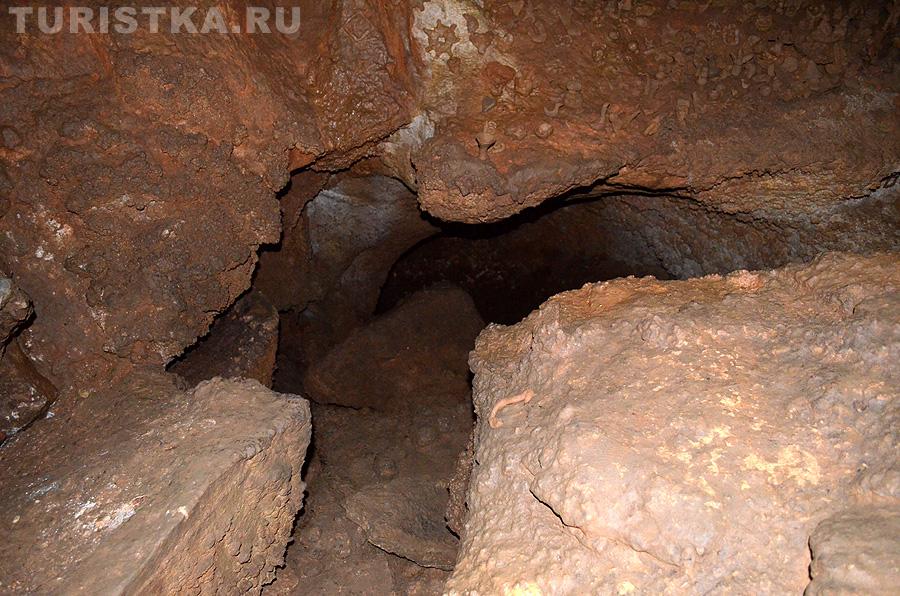 Грот глиняных скульптур