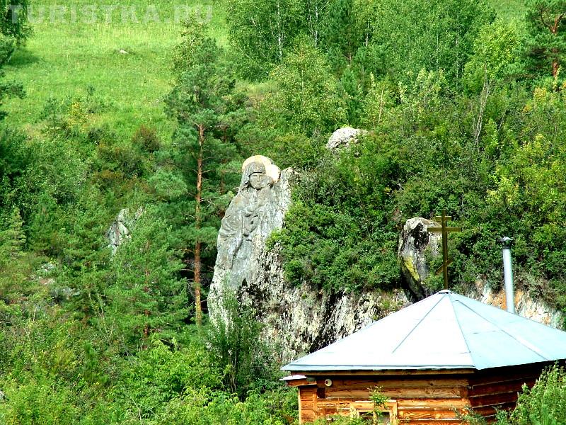 Образ Богородицы, высеченный в скале на острове Патмос