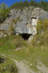 Денисова пещера