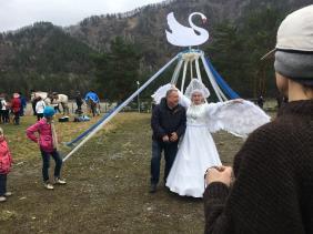 Праздники Алтая 2018: Цветение маральника: Бирюзовая Катунь