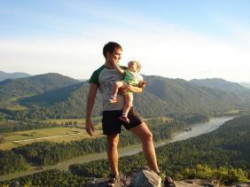 Аполлон с младенцем<br>Место съемки: Алтайский район, Алтайский край