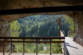 Вид из Денисовой пещеры