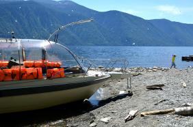 Отдых на Алтае : Телецкое озеро экскурсии к водопадам : Катер на Телецком озере