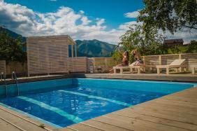 Отель Алтая с бассейном «Серебряные родники»