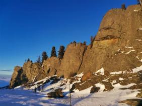 Горный Алтай : Семинский перевал : Скалы Ласточкино гнездо