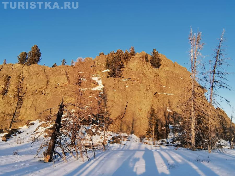 Скалы Ласточкино гнездо