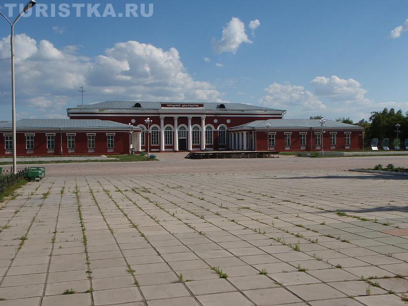Городской Дом Культуры на ул. Ленина