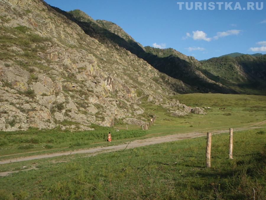 Скала с петроглифами