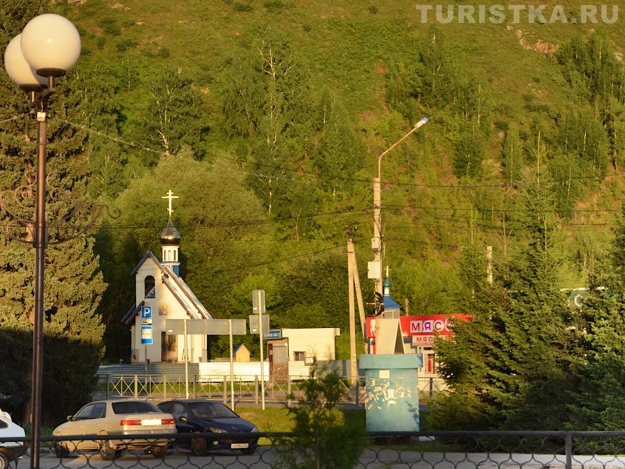 Церковь Иоакима и Анны на въезде в Майму