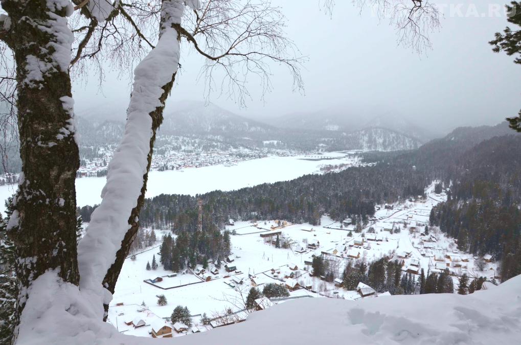 Вид со смотровой площадки на горе Тилан-Туу