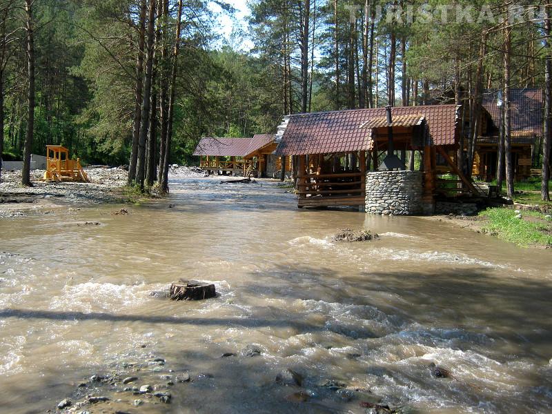 Река Сема нашла старое русло на базе Берендеевка