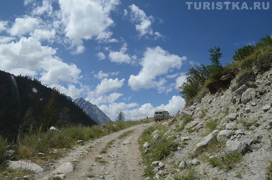 Дорога до обзорной точки на Карагемском прорыве