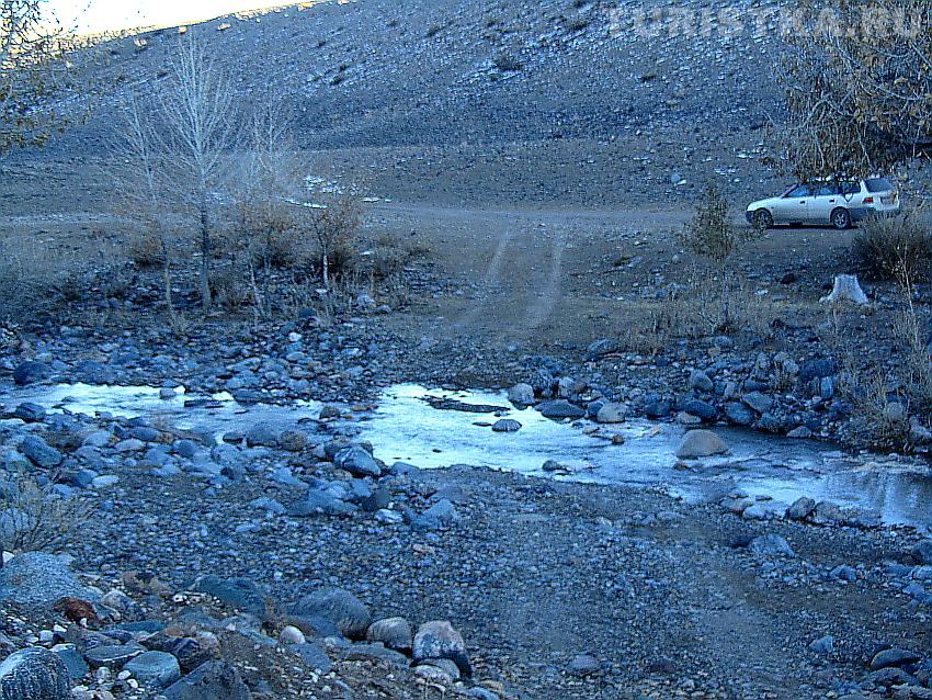 Брод через реку Кызыл-Чин к Марсианским пейзажам