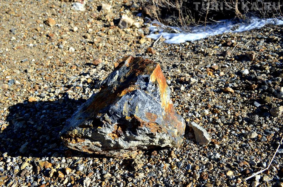 Камни в районе штольни №1