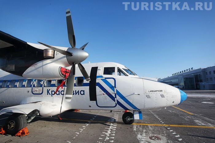 Самолет компании КрасАвиа 