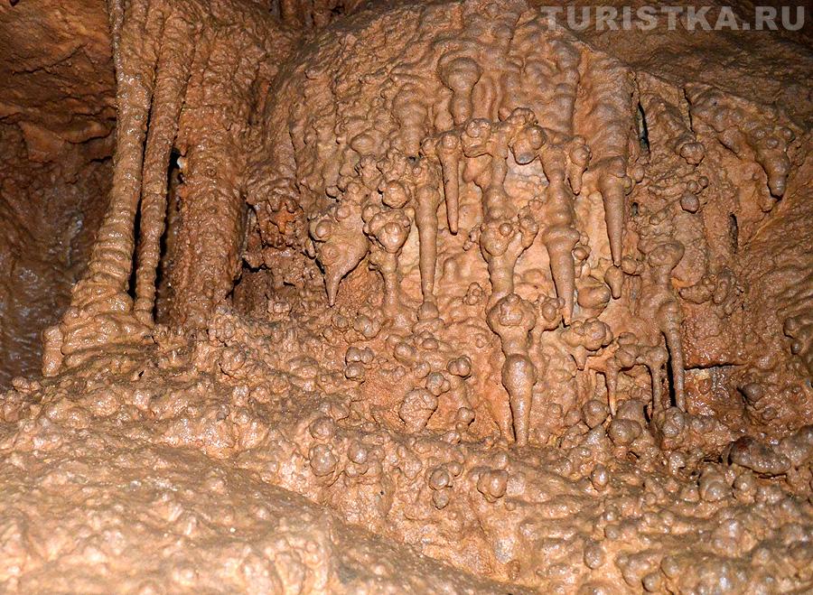 Сталактиты и сталагнаты