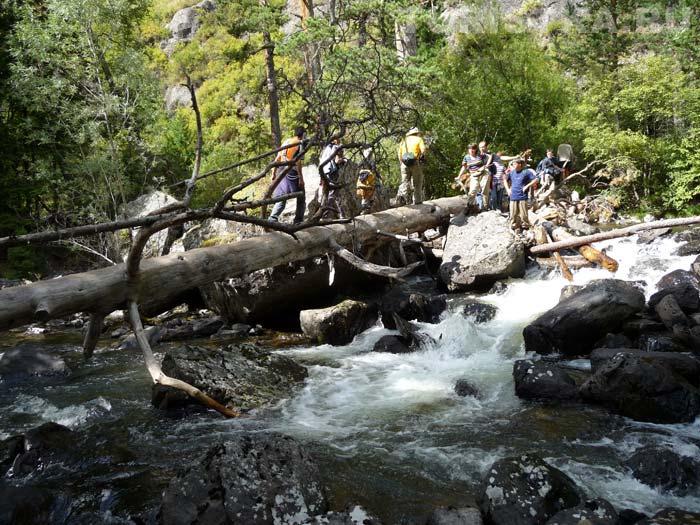 Последняя переправа перед каскадом