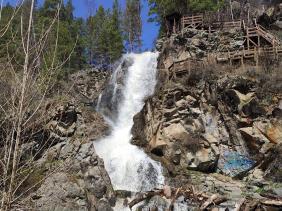 Горный Алтай : Что посмотреть на Алтае : Камышлинский водопад 