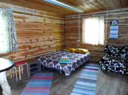 Горный Алтай : Базы в Усть-Коксе : Центр Активного отдыха «Колобок» : В Благоустроенном домике Д7