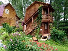 Отдых на Алтае : Базы на Телецком озере : Усадьба «Перлу» : Баня и 2-этажный гостевой домик