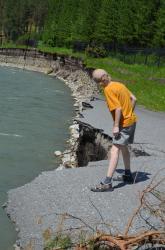 Горный Алтай : Разрушенная дорога на Ареду