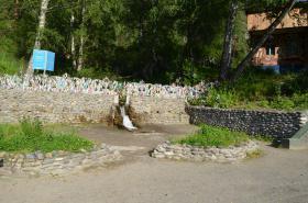 Горный Алтай : Источник Аржан-Суу