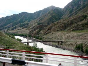 Горный Алтай : Село Иня : Старый подвесной мост