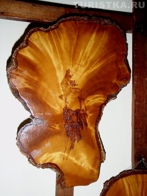 Картина на березовом капе