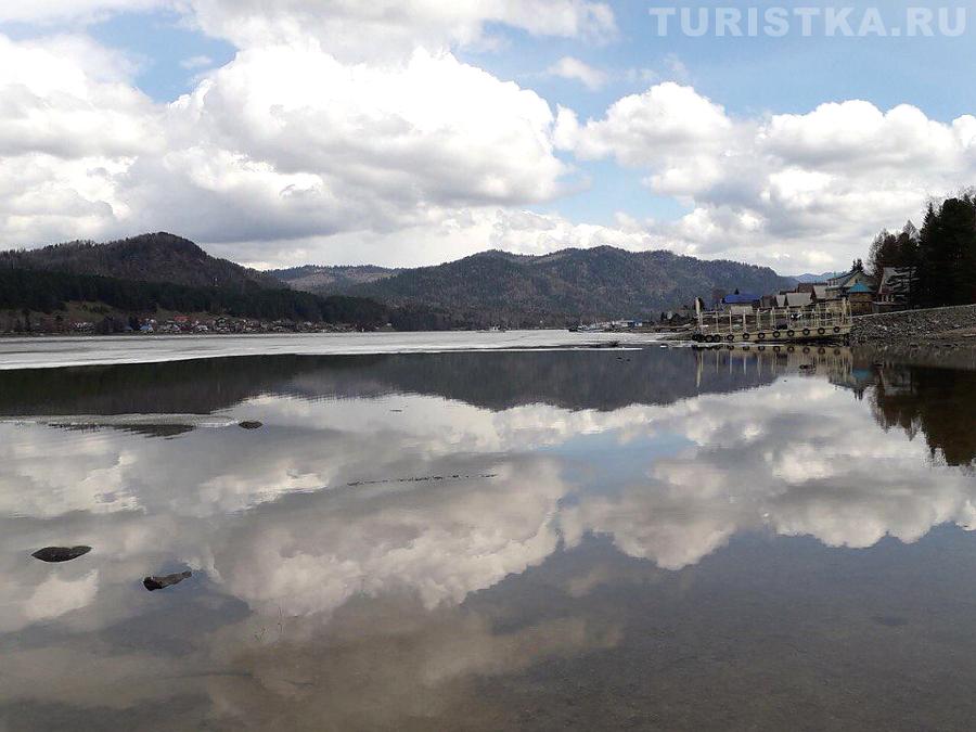 Север Телецкого озера, конец апреля 2018