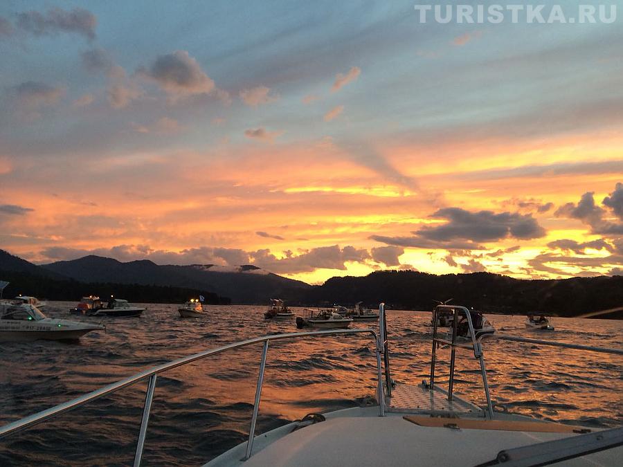 Парад караблей на Телецком озере