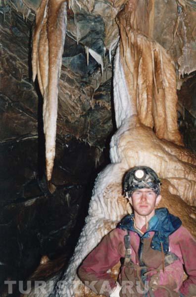 Туткушская пещера