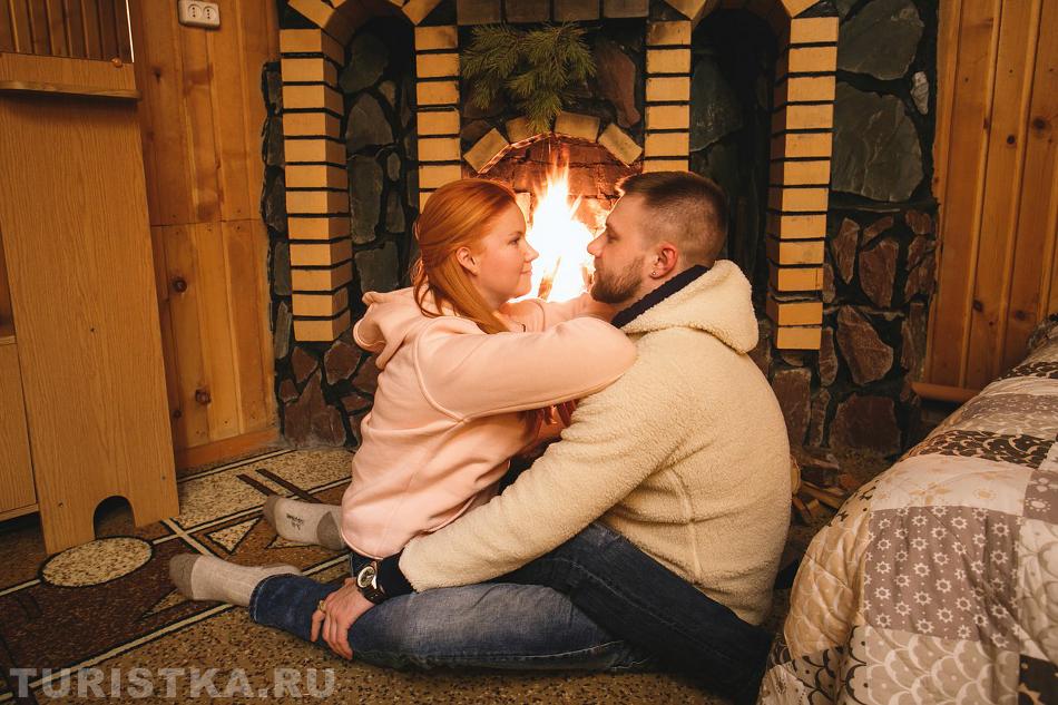 Номер с камином