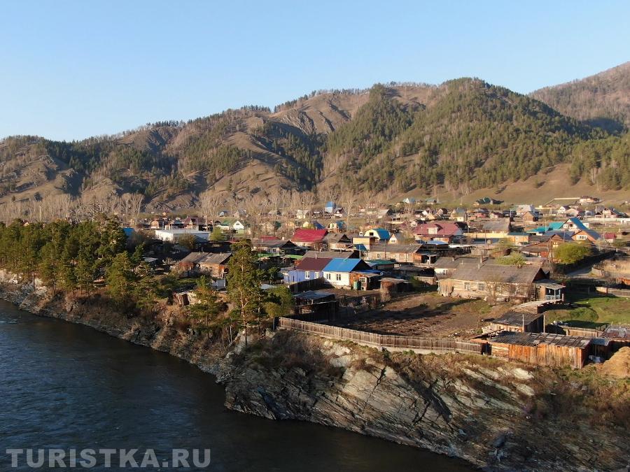 Село Элекмонар, вид от Катуни