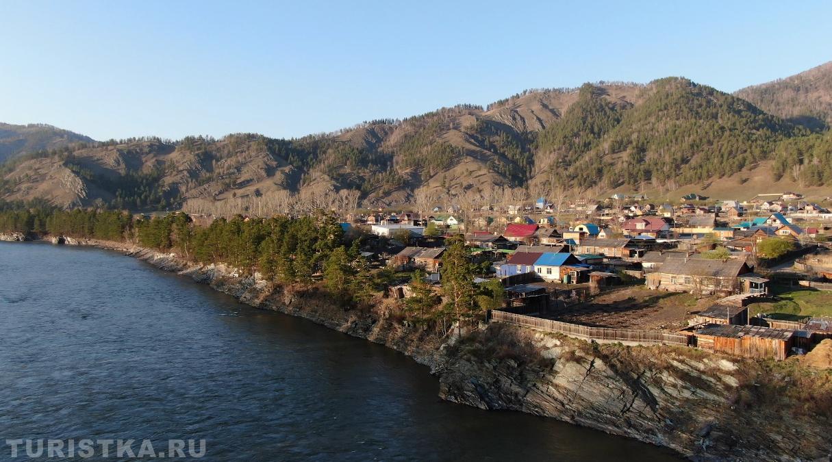 Село Элекмонар, вид от Катуни